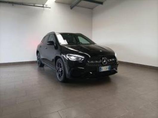 usato MERCEDES GLA 200