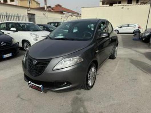 usato LANCIA Ypsilon