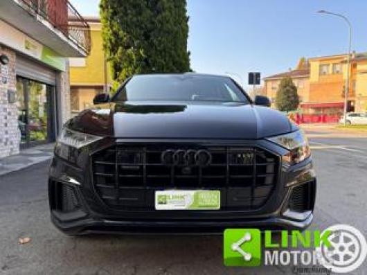 usato AUDI Q8