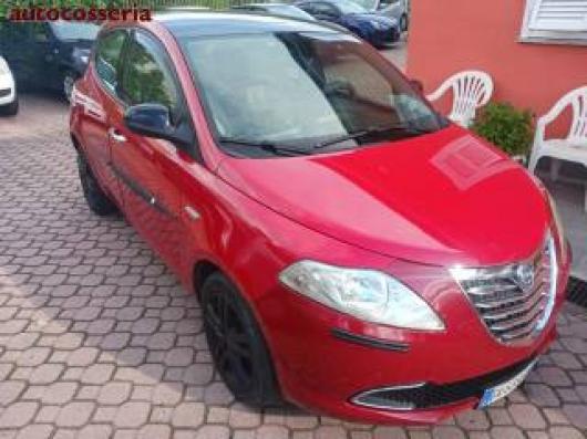 usato LANCIA Ypsilon