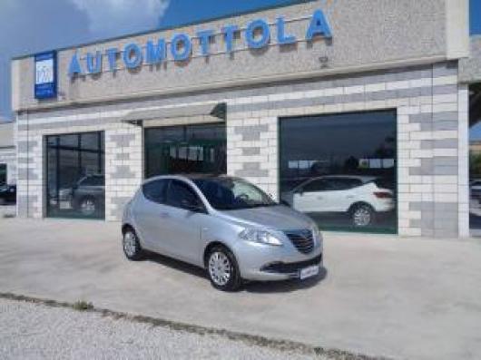 usato LANCIA Ypsilon