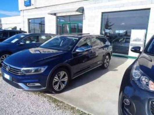 usato VOLKSWAGEN Passat Alltrack