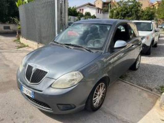 usato LANCIA Ypsilon