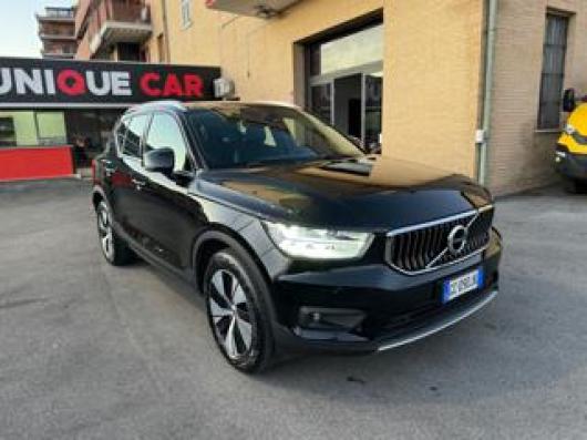 usato VOLVO XC40