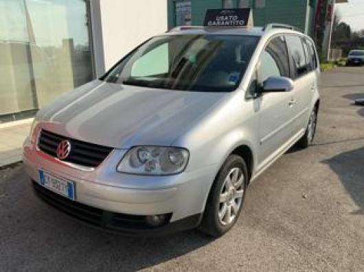 usato VOLKSWAGEN Touran