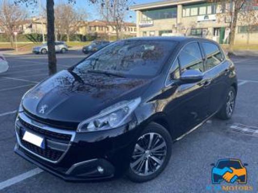 usato PEUGEOT 208