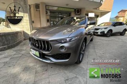 usato MASERATI Levante