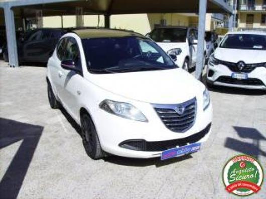 usato LANCIA Ypsilon