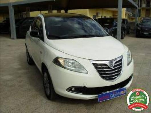 usato LANCIA Ypsilon