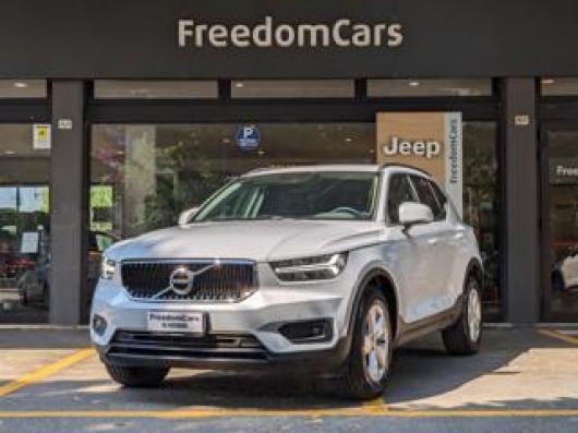 usato VOLVO XC40