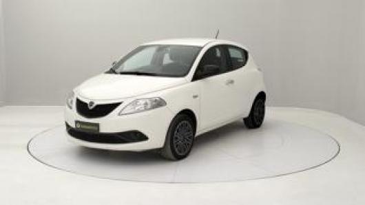 usato LANCIA Ypsilon