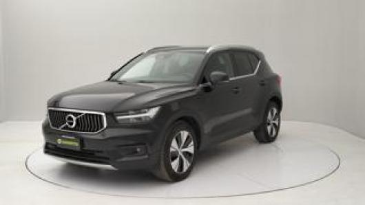 usato VOLVO XC40