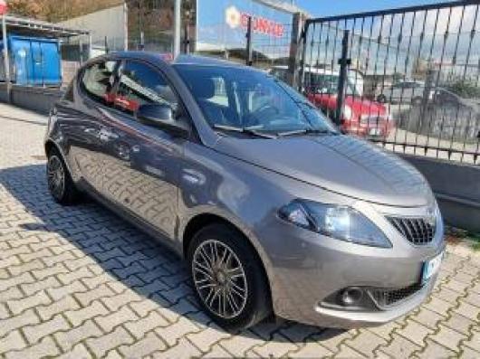 usato LANCIA Ypsilon