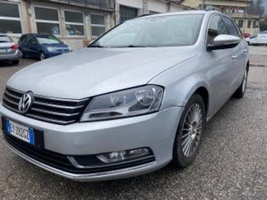 usato VOLKSWAGEN Passat