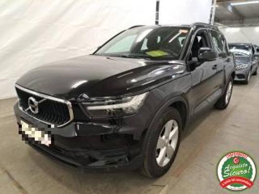 usato VOLVO XC40