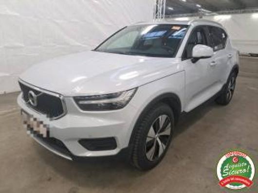 usato VOLVO XC40