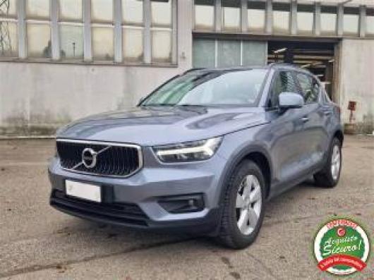 usato VOLVO XC40