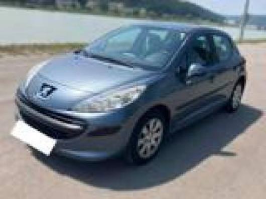 usato PEUGEOT 207