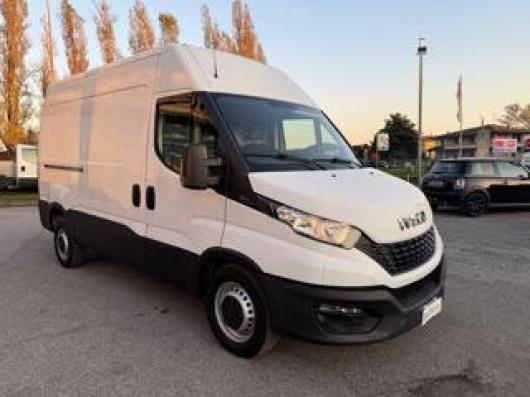 usato IVECO Daily