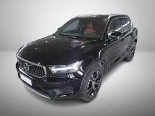 usato VOLVO XC40