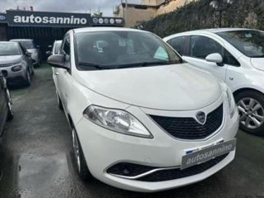 usato LANCIA Ypsilon