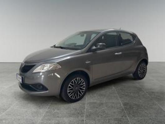 usato LANCIA Ypsilon