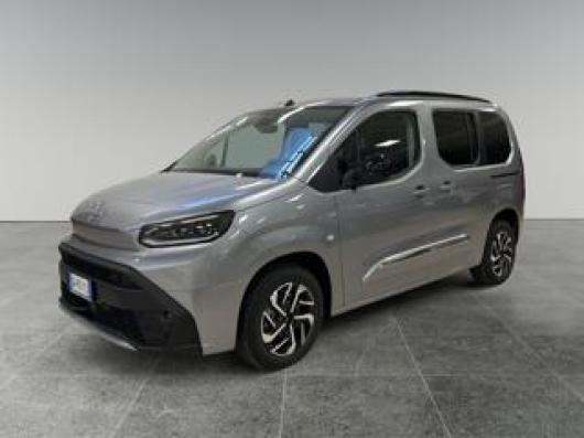 Km 0 TOYOTA Proace City Verso