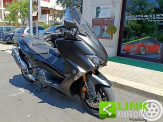 usato YAMAHA T Max 530