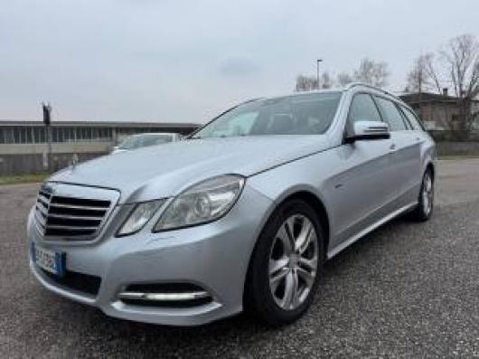 usato MERCEDES E 220