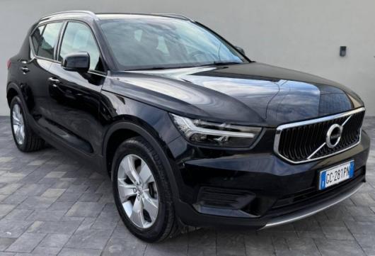 usato VOLVO XC40