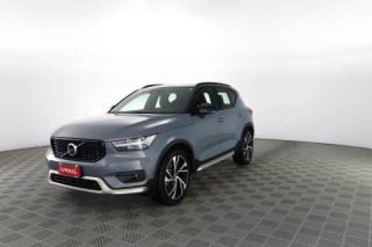 usato VOLVO XC40