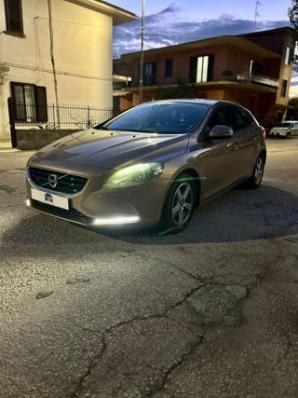 usato VOLVO V40