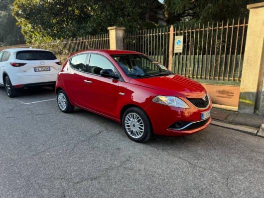 usato LANCIA Ypsilon