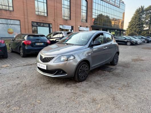 usato LANCIA Ypsilon