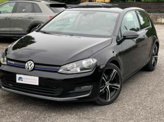 usato VOLKSWAGEN Golf