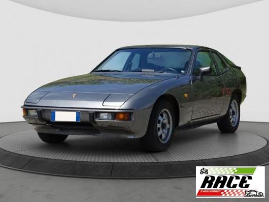 924