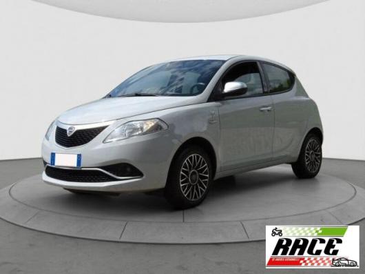 usato LANCIA Ypsilon