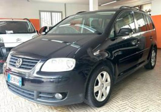 usato VOLKSWAGEN Touran