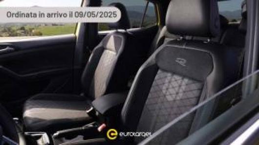 nuovo VOLKSWAGEN T Cross