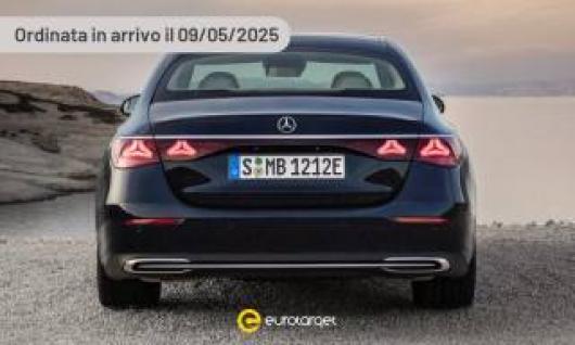 nuovo MERCEDES E 200