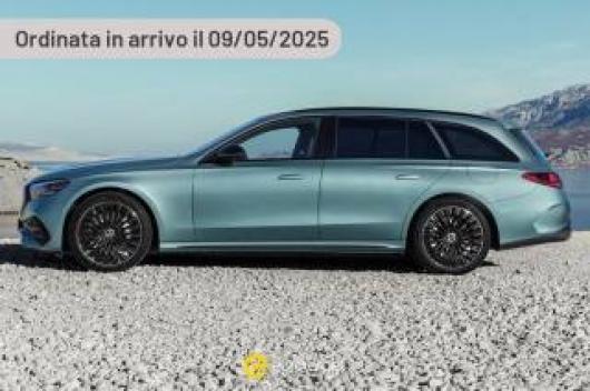 nuovo MERCEDES E 200