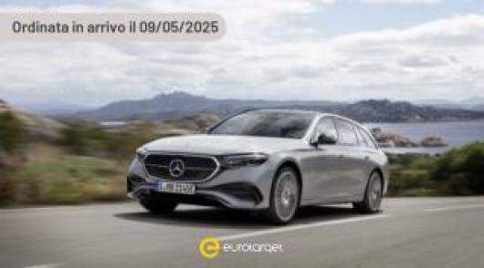 nuovo MERCEDES E 200