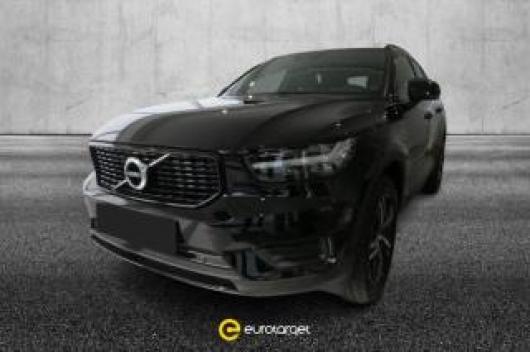 usato VOLVO XC40