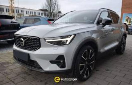 usato VOLVO XC40