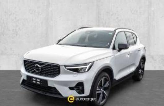 usato VOLVO XC40