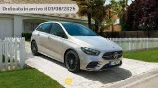 nuovo MERCEDES B 180