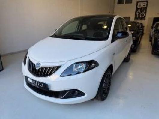 usato LANCIA Ypsilon