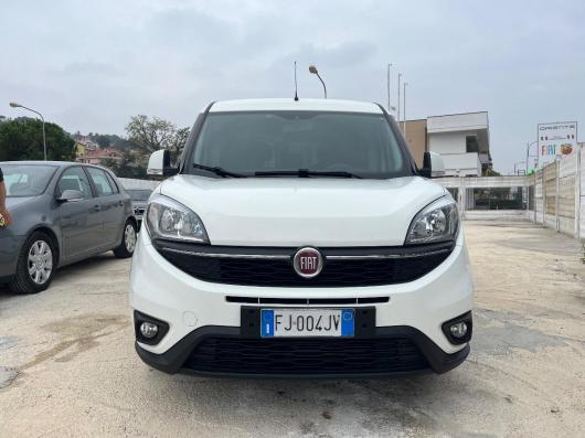 usato FIAT DoblÃÂ² 5 posti Autocarro 1.6Mj