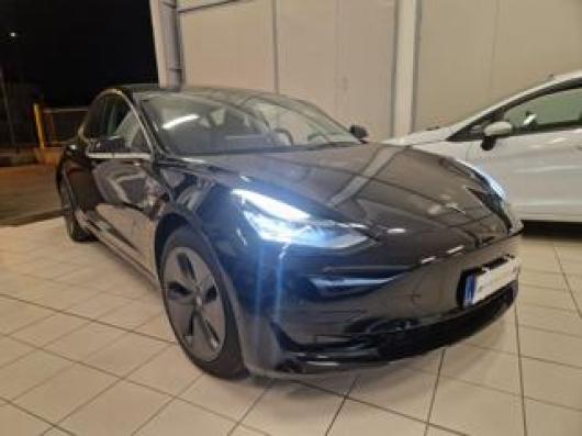 usato TESLA Model 3