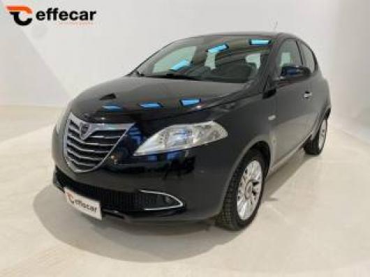 usato LANCIA Ypsilon